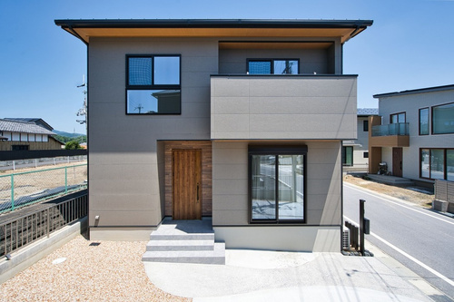 三角垂壁がおしゃれな家 画像