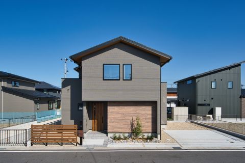 木の温もりを感じる家 アイキャッチ画像
