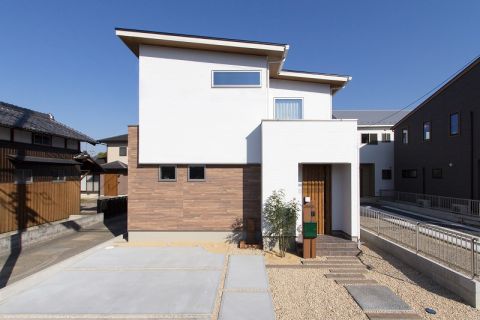 家族の程よい距離感の家 アイキャッチ画像